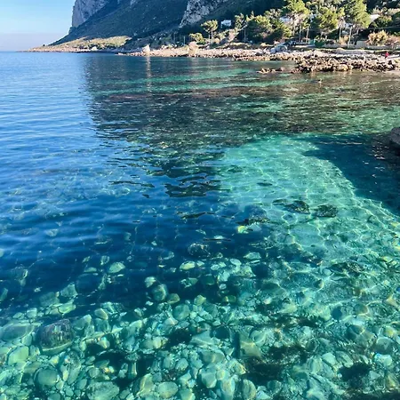 Casa A Mare La Stalletta Сasa de vacaciones Palermo